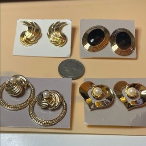 VTG - Avon Gold and Black Pearl Accent Earrings Set of 4